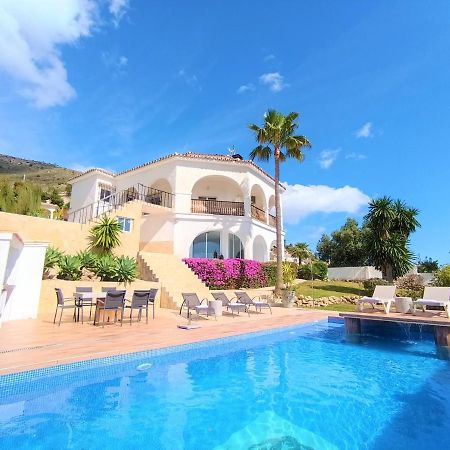 Villa Del Sol เบนัลมาเดนา ภายนอก รูปภาพ