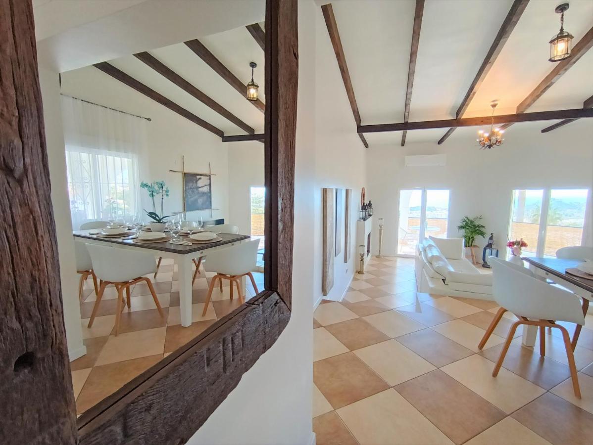 Villa Del Sol เบนัลมาเดนา ภายนอก รูปภาพ