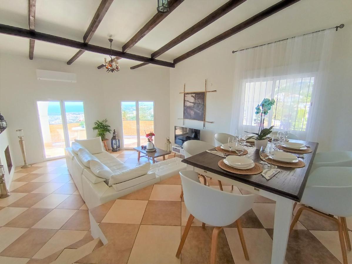 Villa Del Sol เบนัลมาเดนา ภายนอก รูปภาพ